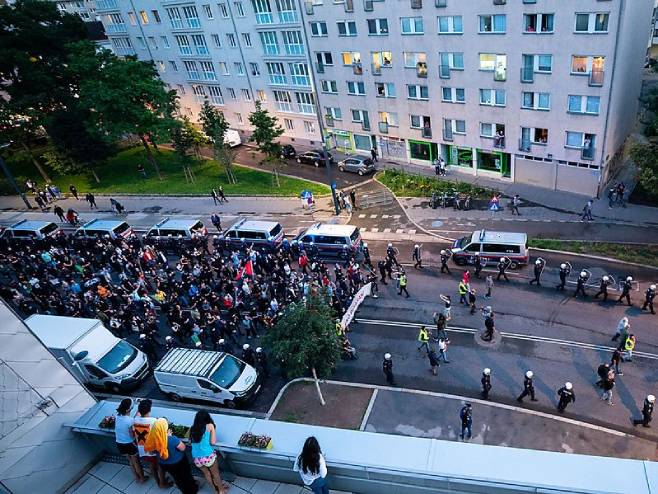 Protesti Turaka u Beču (foto: kleinezeitung.at) - 