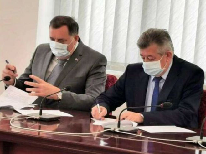 Dodik-Mićić (Foto: desavanjaubijeljini.com) - 