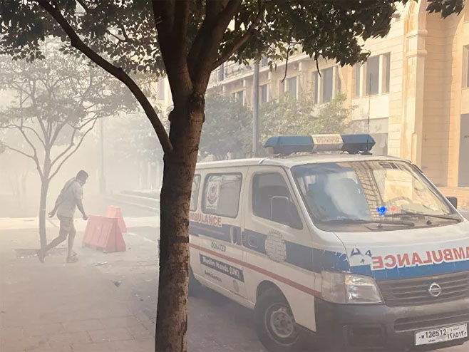 Protesti u Bejrutu (foto: Sputnik / Mihail Alaeddin) - 