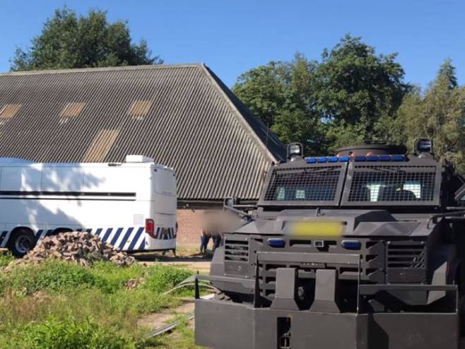 U mjestu Nijeven uhapšeno 17 osoba zbog prouvodnje kokaina (Foto: Politie Landelijke Eenheid) - 