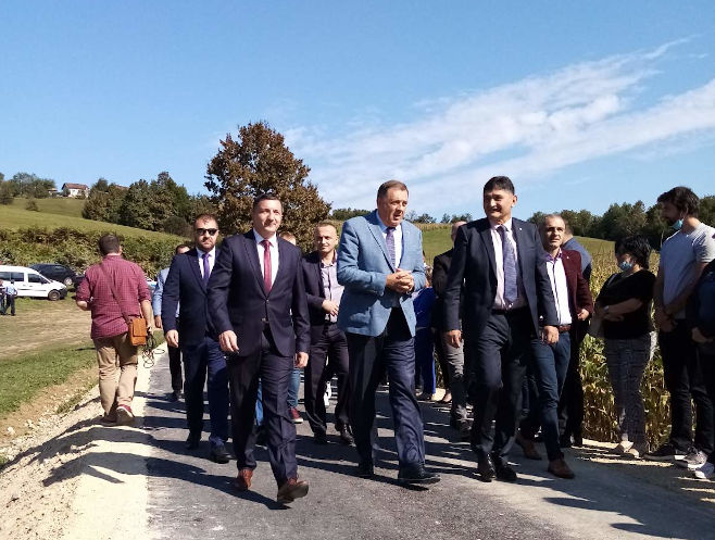 Dodik u Novom Gradu - Foto: RTRS