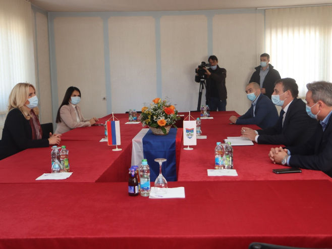 Sastanak sa rukovodstom opštine Kneževo - Foto: RTRS