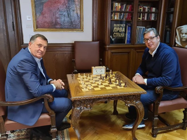 Dodik-Vučić (foto:buducnostsrbijeav) - 