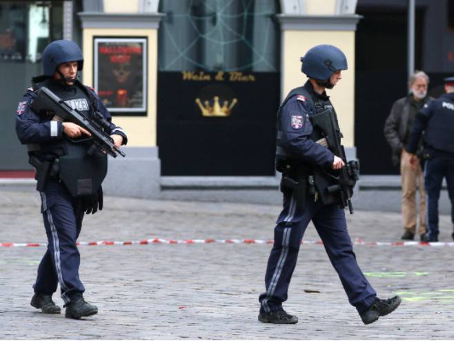 Policija u Beču (foto: Tanjug / AP) - 