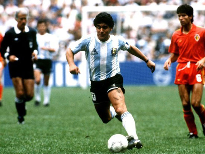Dijego Maradona (foto: nn.mk.ru) - 