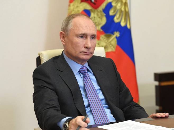 Vladimir Putin (@KremlinRussia_E) - Foto: Twitter