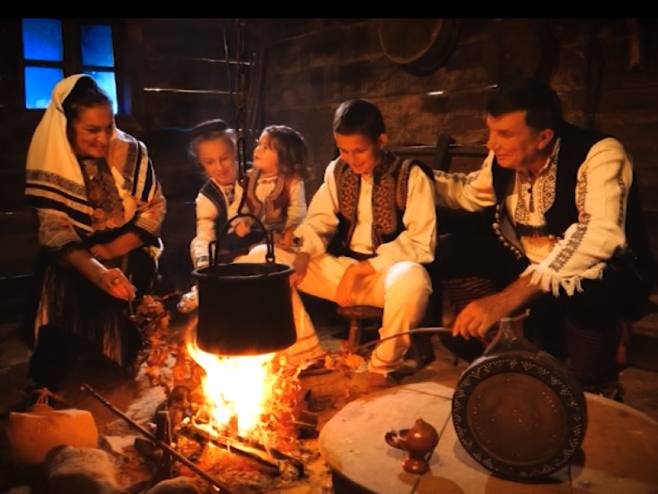 Radost Božića - Foto: RTRS