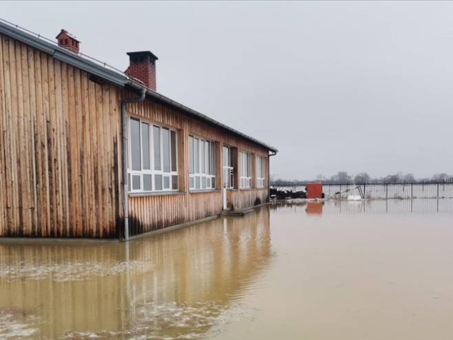 Kosovo: Obilne padavine izazvale poplave u više opština (Foto: https://www.aa.com.tr/) - 
