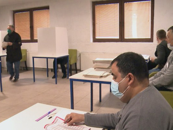 Izbori u Doboju - Foto: RTRS