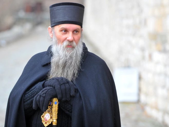 Episkop Јovan Ćulibrk (foto: Oliver Bunić / RAS Srbija) - 