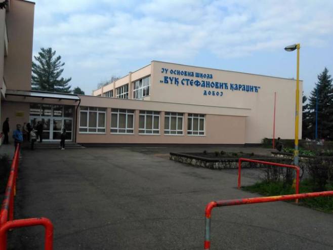 Osnovna škola "Vuk Stefanović Karadžić" iz Doboja (Foto: Dobojski Info) - 