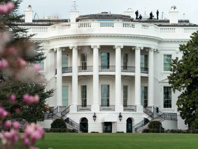 Bijela kuća (Official White House Photo by Andrea Hanks) - 