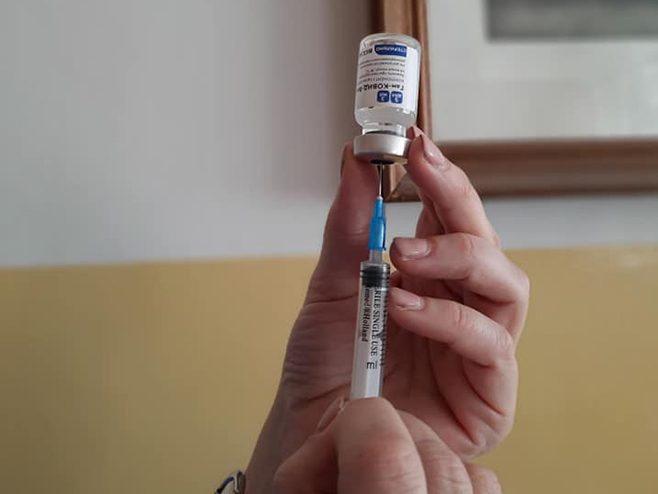 Ruska vakcina protiv korone (Foto: FB/Ministarstvo zdravlja Srpske) - 
