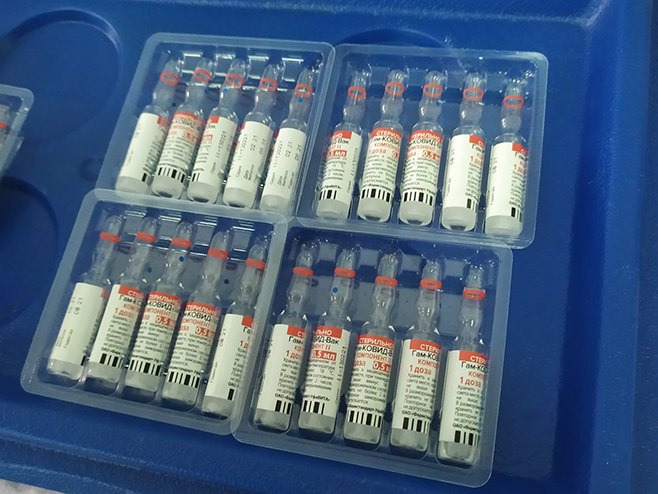 Ruska vakcina protiv korone (Foto: FB/Ministarstvo zdravlja Srpske) - 