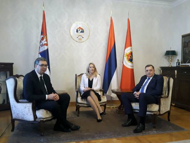 Dodik, Cvijanović i Vučić (Arhiv) - Foto: SRNA