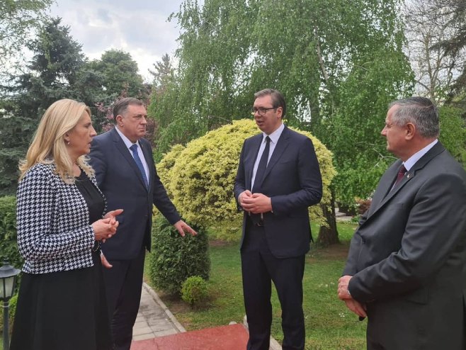 Vučić, Dodik, Cvijanović i Višković (Foto: instagram.com/buducnostsrbijeav) - 