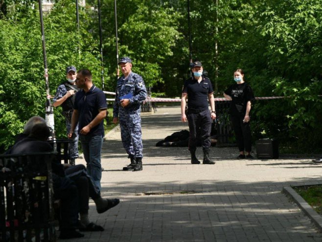 Tri osobe su ubijene u Јekaterinburgu (foto: e1.ru) - 