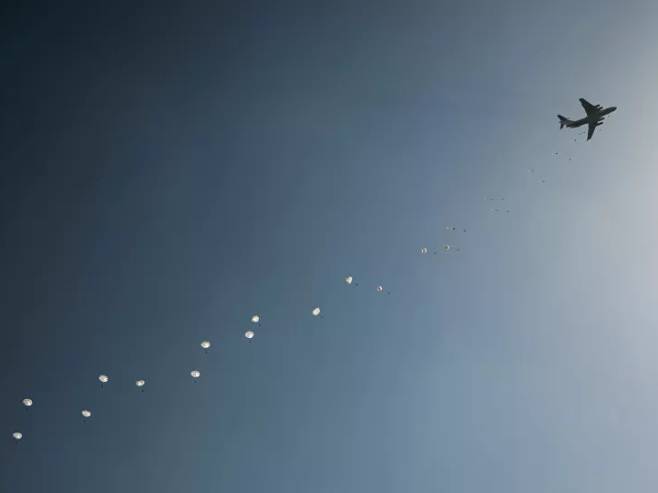 Vojni avion (Foto: Sputnik/Mikhail Mokrushin) - 
