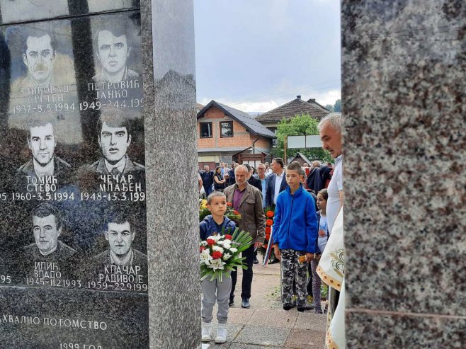 Pale: 29 godina od pogibije 14 boraca čete Petar Pandurević - Foto: SRNA