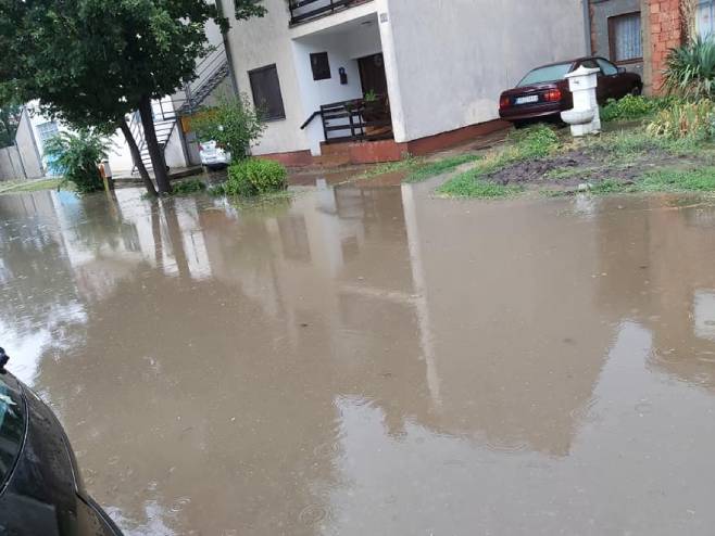 Vršac - poplave (foto: vrsaconline.com) - 