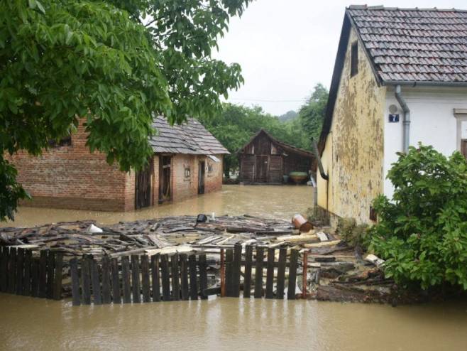Poplave u Slavoniji (foto: TV Našice) - 