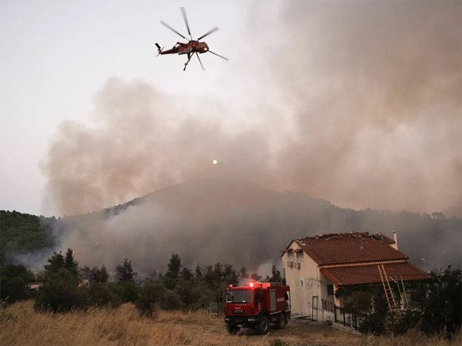 Požar u Grčkoj (foto:Nick Paleologos / SOOC) - 