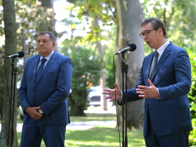 Dodik i Vučić - Foto: TANЈUG