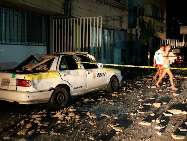 Snažan zemljotres kod Akapulka Snažan zemljotres kod Akapulka - Foto: AP