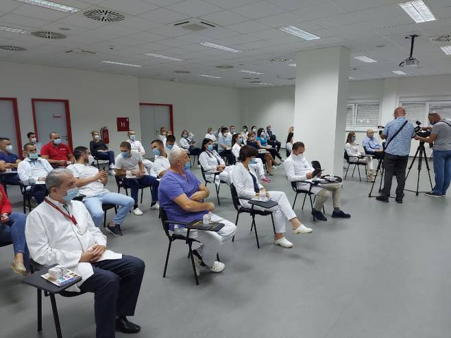 Banjaluka, UKC - stručno predavanje Banjaluka, UKC - stručno predavanje - Foto: SRNA