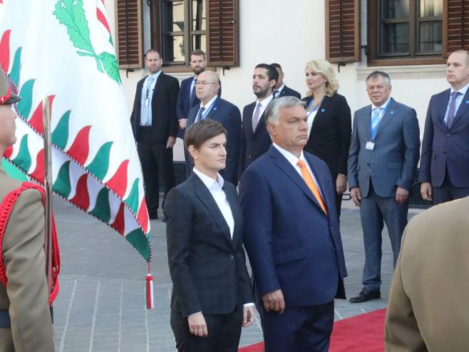 Ana Brnabić i Viktor Orban - Foto: TANЈUG
