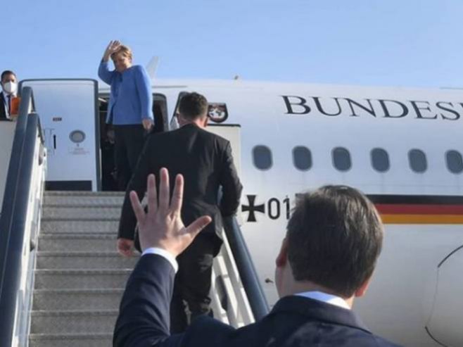 Merkel otputovala iz Beograda (Foto: Instagram / buducnostsrbijeav) - 
