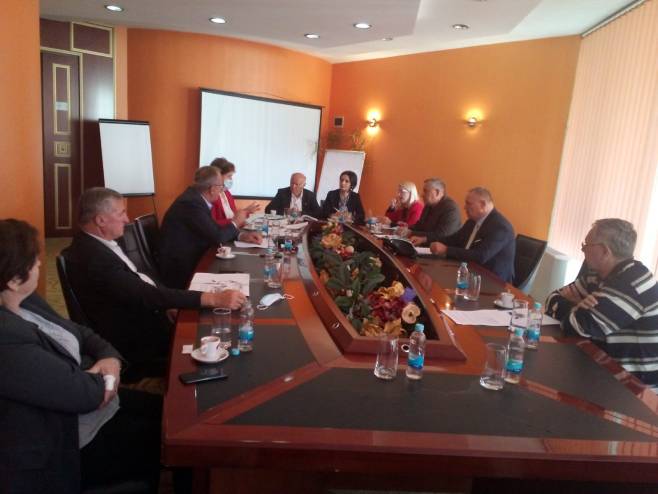 Predstavnici organizacija proisteklih iz odbrambeno-otadžbinskog rata Predstavnici organizacija proisteklih iz odbrambeno-otadžbinskog rata - Foto: SRNA