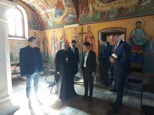 Ana Brnabić posjetila manastir Žitomislić - Foto: RTRS