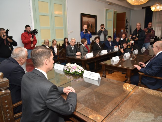 Delegacija NSRS u posjeti Skupštini AP Vojvodine (Foto: NSRS) - 