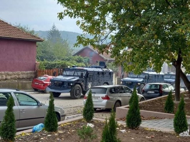 ROSU u Kosovskoj Mitrovici (foto: facebook/direktnoskosmeta) - 