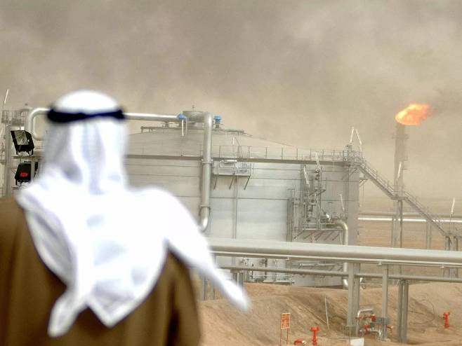 Požar u rafineriji u Kuvajtu (Foto:  YASSER AL-ZAYYAT) - Foto: AFP
