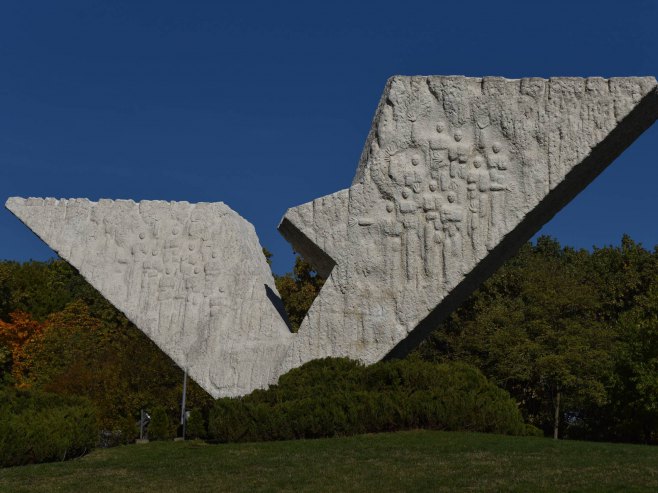 Spomen park "Kragujevački oktobar" u Šumaricama (Foto: TANJUG/ MILOS MILIVOJEVIC) - 