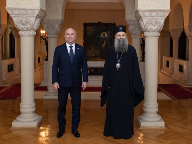 Patrijarh Porfirije i Nenad Popović (foto: spc.rs) - 