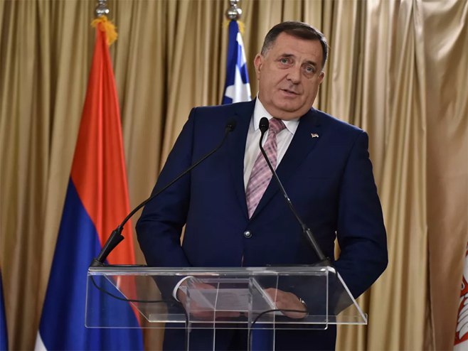 Milorad Dodik (foto: Sputnik / LolaĐorđević) - 