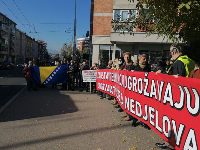 Protesti ispred zgrade OHR (Foto: Avaz/A. SARAČEVIĆ) - 