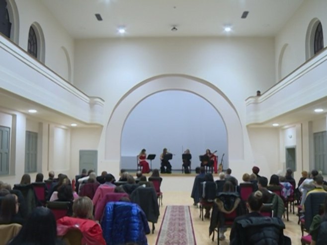 Koncert umjetnica iz Loznice - Foto: RTRS