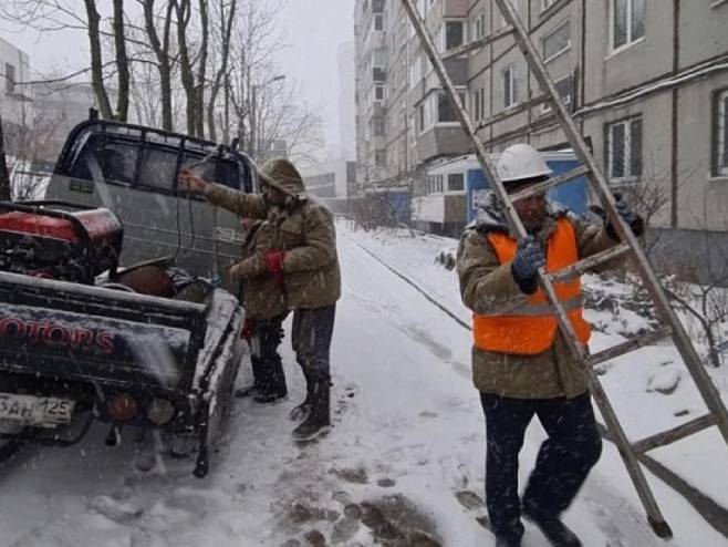 Snježni ciklon pogodio Vldivostok (Foto: press-služba pravitelьstva Primorskogo kraя) - 