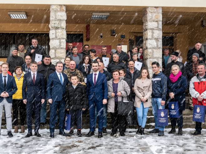 Gujon i Selaković u Bosanskom Petrovcu - Foto: Twitter