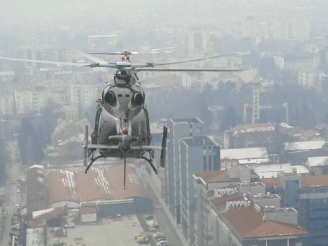 Helikopteri MUP-a i helikopterskog servisa na Svečanom defileu - Foto: RTRS