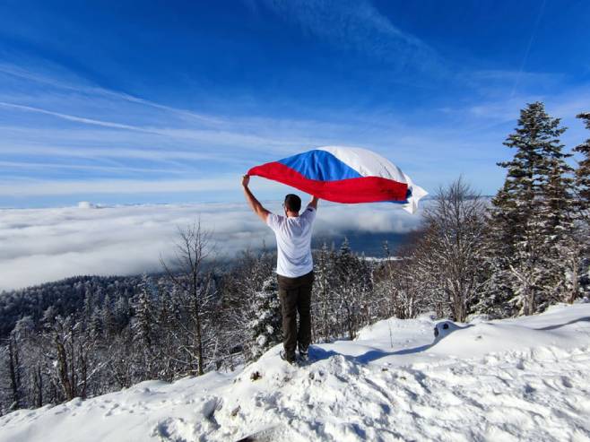 Planinarski uspon na Veliki Žep u čast 30. rođendana Srpske - Foto: SRNA