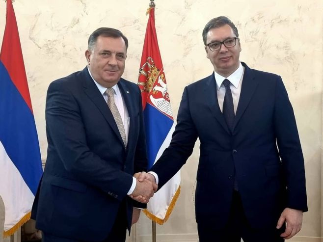 Dodik i Vučić (Foto: instagram.com /buducnostsrbijeav) - 