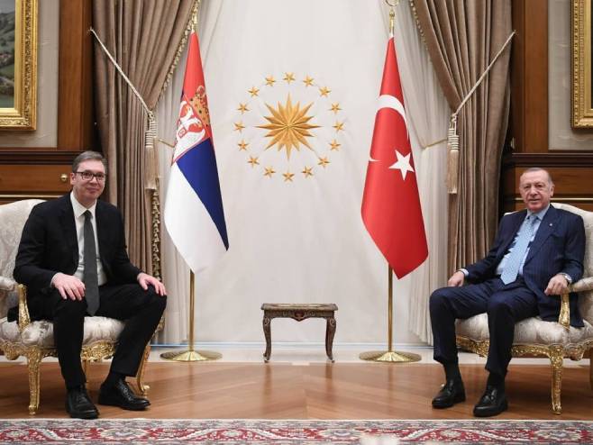 Vučić sa Erdoganom o stanju u BiH (FOTO)