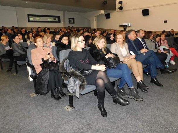 Pale: Zbirka poezije - Foto: SRNA