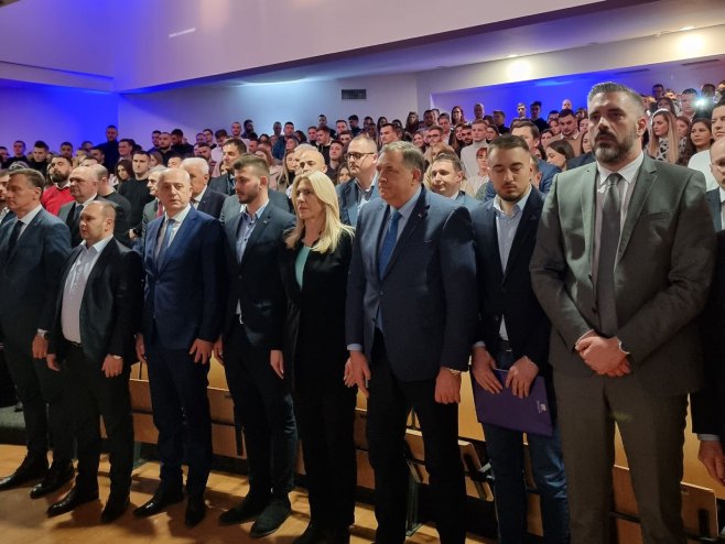 Studentsko predstavljanje u Istočnom Sarajevu Studentsko predstavljanje u Istočnom Sarajevu - Foto: RTRS