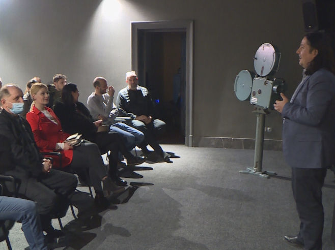 Projekcija dokumentarnog filma "Učitelj iz Drimkola" - Foto: RTRS